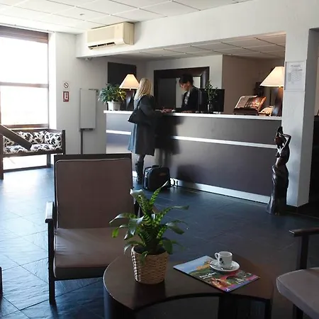 Hotel Residencia La Barbacane 3*