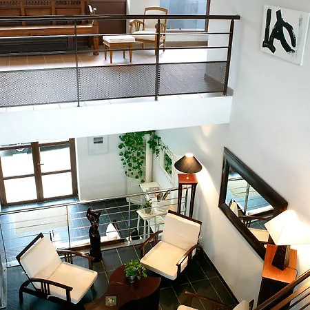 Hotel Residencia La Barbacane
