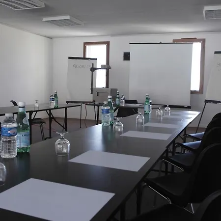Residencia La Barbacane Hotel 3*