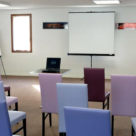 Adonis 3* Carcassonne