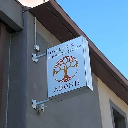 Hotel Adonis