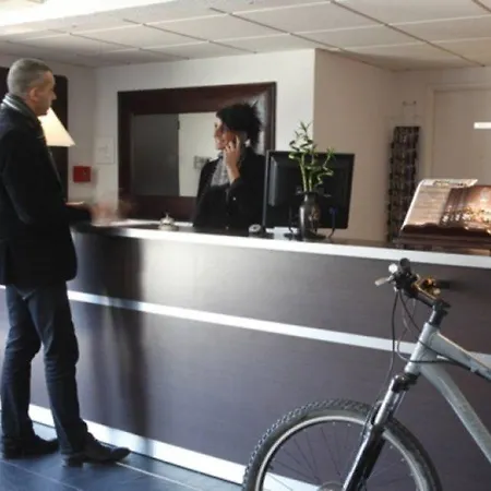 Residencia La Barbacane Hotel