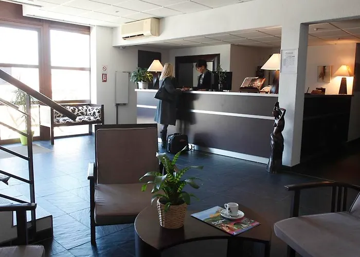 ホテル アドニス 3*