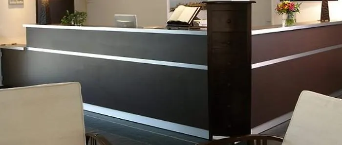 アドニス ホテル