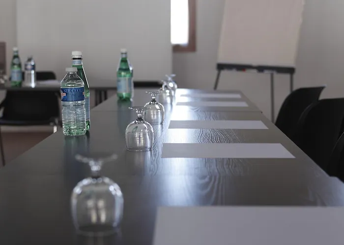 アドニス ホテル 3*