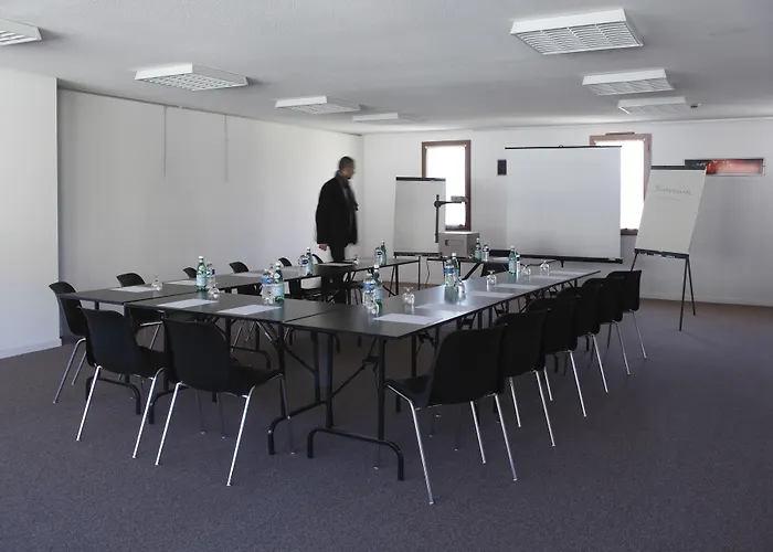 アドニス ホテル