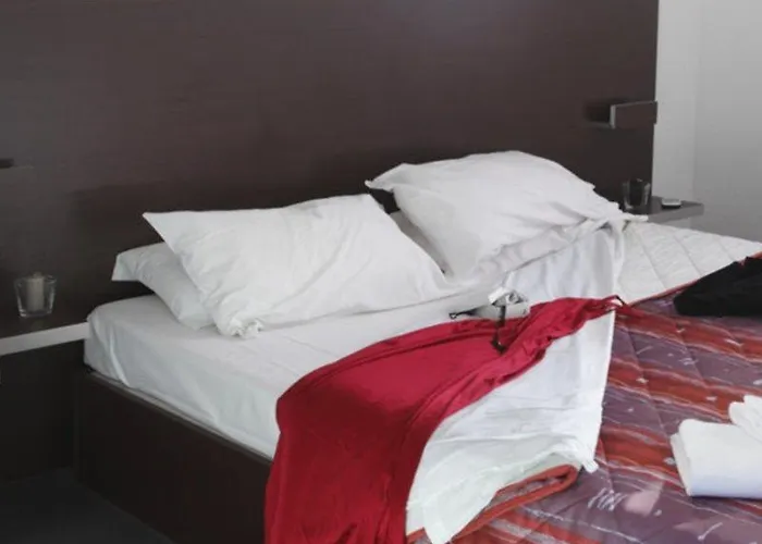 アドニス 3* カルカソンヌ